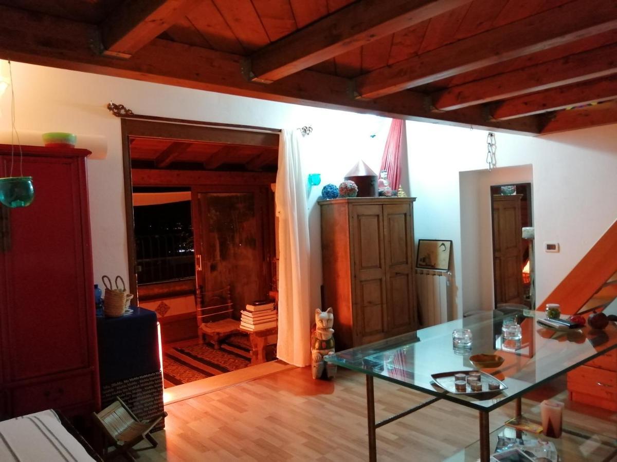Aly Art Apartment Taormina Duomo, Gulf & Etna View ภายนอก รูปภาพ