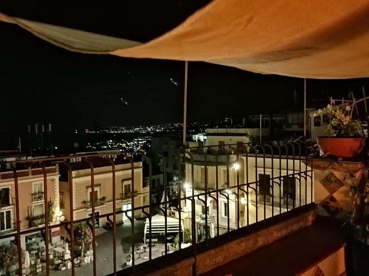 Aly Art Apartment Taormina Duomo, Gulf & Etna View ภายนอก รูปภาพ