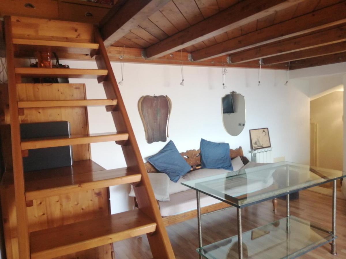 Aly Art Apartment Taormina Duomo, Gulf & Etna View ภายนอก รูปภาพ