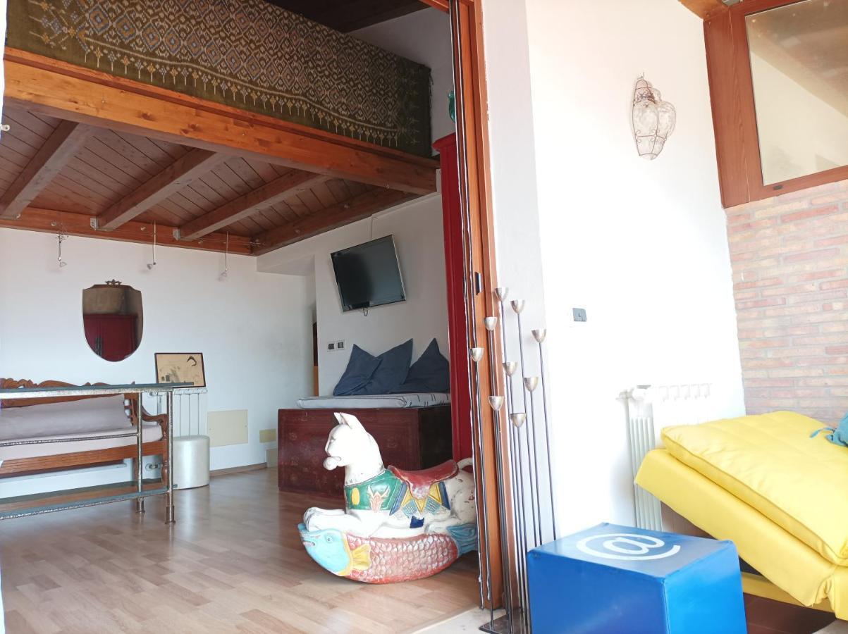 Aly Art Apartment Taormina Duomo, Gulf & Etna View ภายนอก รูปภาพ