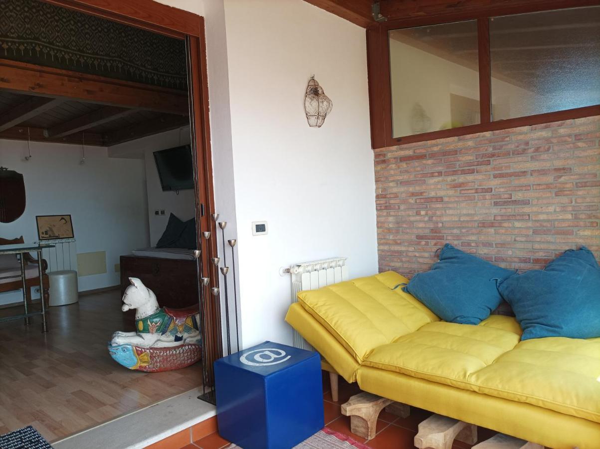 Aly Art Apartment Taormina Duomo, Gulf & Etna View ภายนอก รูปภาพ