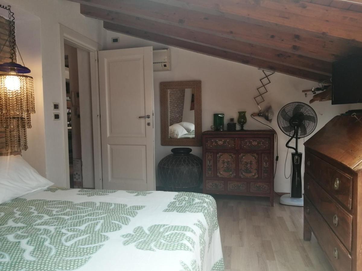Aly Art Apartment Taormina Duomo, Gulf & Etna View ภายนอก รูปภาพ